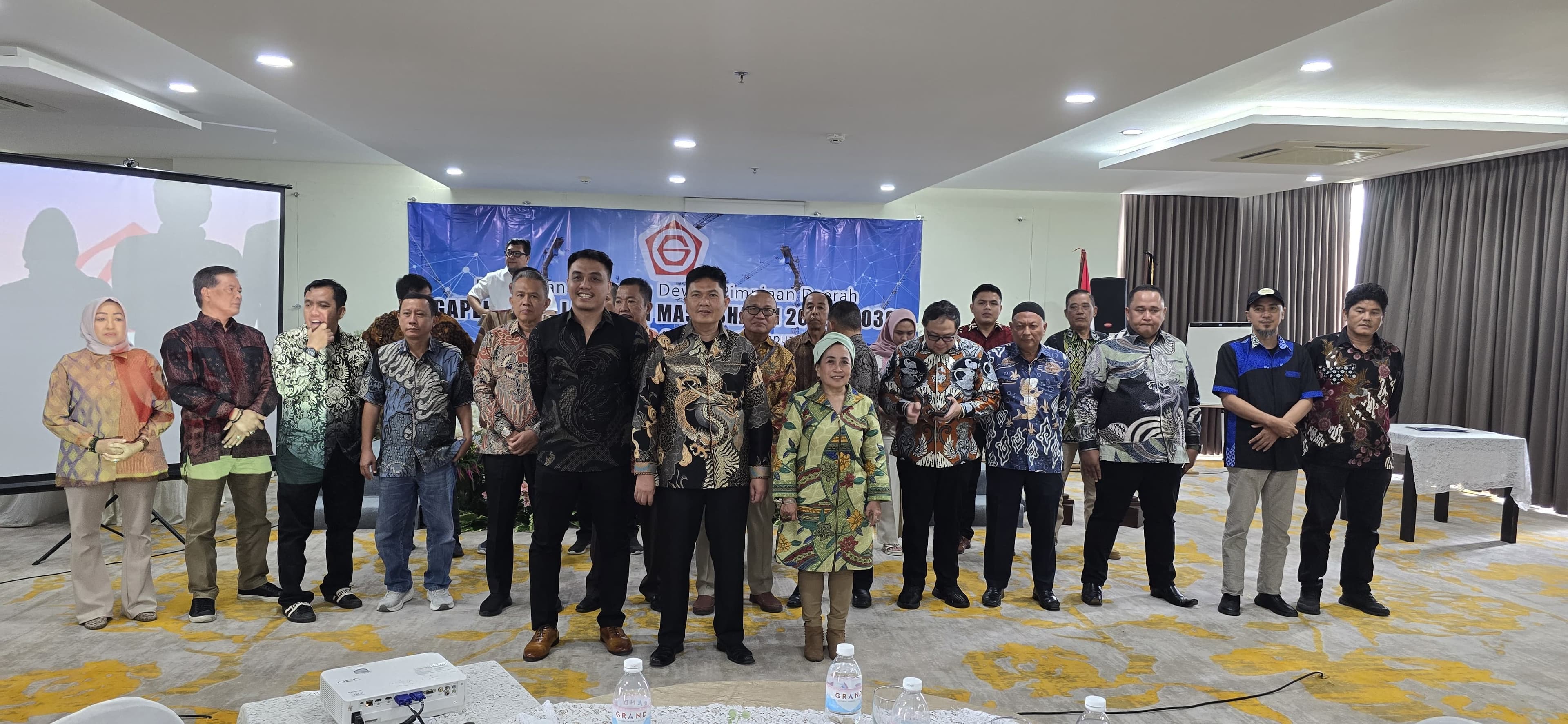 Gambar untuk Doni Barata Resmi Dilantik Sebagai Ketua Umum DPD Gapeksindo Lampung 2025–2030 Dalam Musda ke VI DPD Gapeksindo Lampung